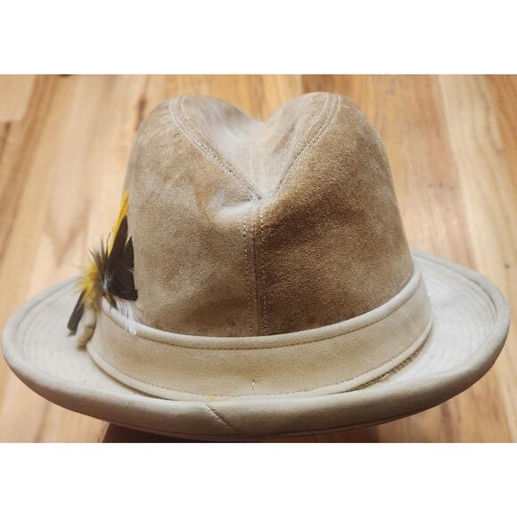 VTG 70’s Cavanagh New York Tan Suede Fedora Hat With Feather Detail Size 7 3/8 - Picture 4 of 9